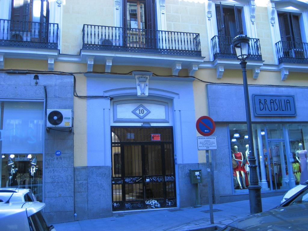 Hostal Huespedes Toledo Madrid Ngoại thất bức ảnh