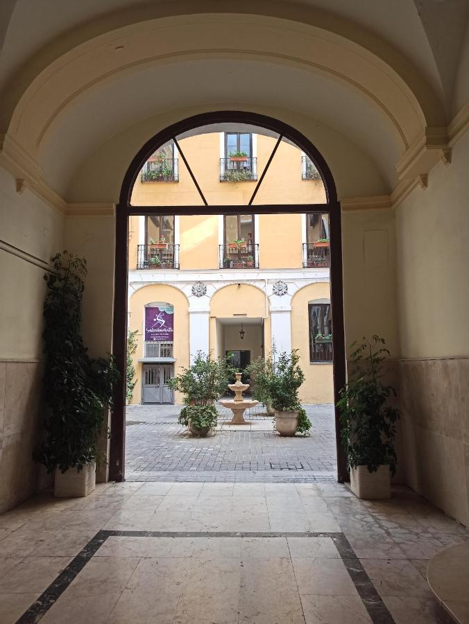 Hostal Huespedes Toledo Madrid Ngoại thất bức ảnh