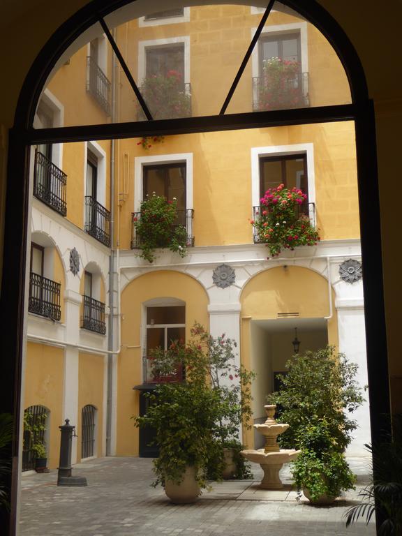 Hostal Huespedes Toledo Madrid Ngoại thất bức ảnh