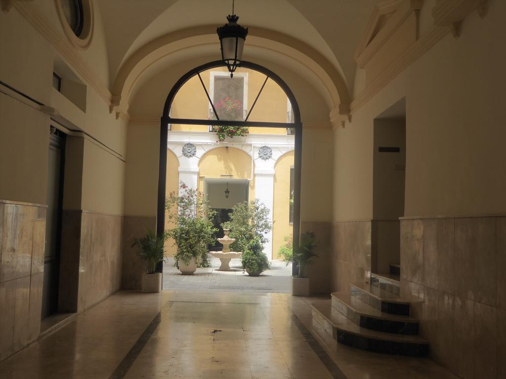 Hostal Huespedes Toledo Madrid Ngoại thất bức ảnh