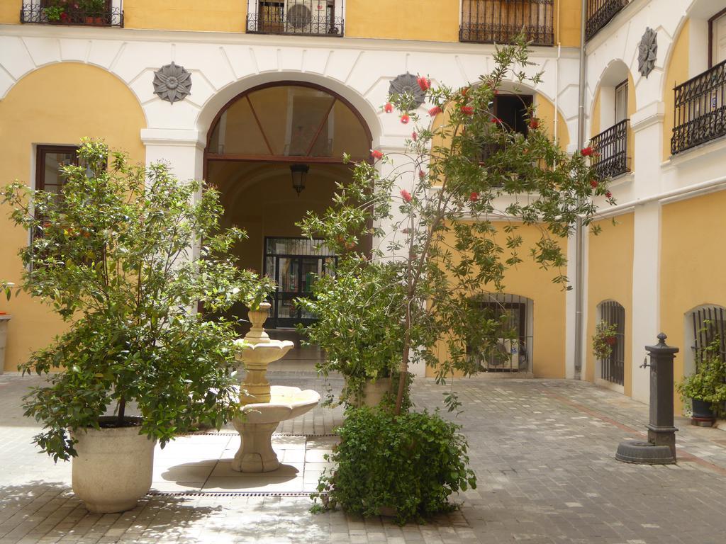 Hostal Huespedes Toledo Madrid Ngoại thất bức ảnh