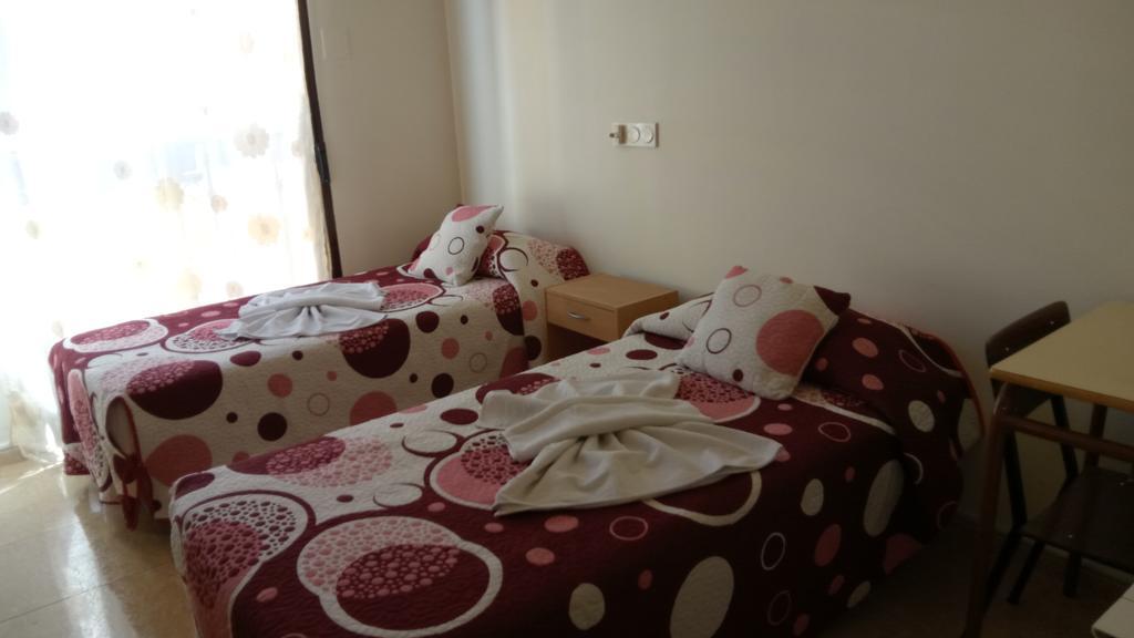 Hostal Huespedes Toledo Madrid Ngoại thất bức ảnh